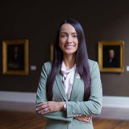 Jenny Mains vicealcalde